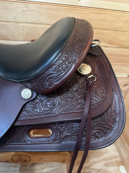17” Circle Y High Horse Mineral Wells Western Trail Saddle Model 6812 (2020)