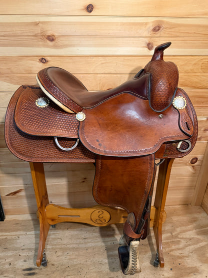 15.5” Crates Equi-Fit Reiner Saddle Model 4524-3