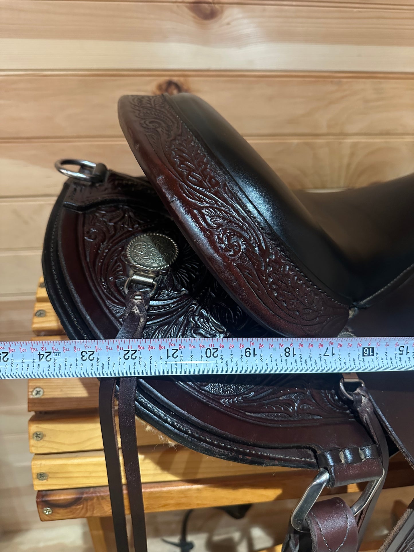 15” Circle Y High Horse Mesquite Trail Western Saddle Model 6864 (2022)