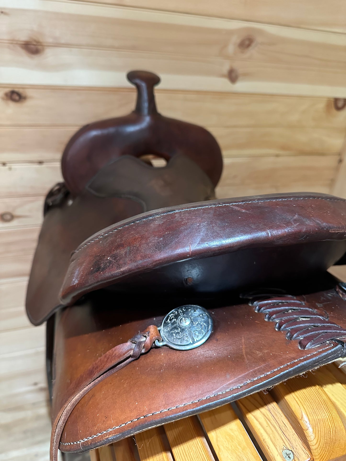 16” Tex Tan Hereford Round Skirt Western Trail Saddle Model 08-797C6
