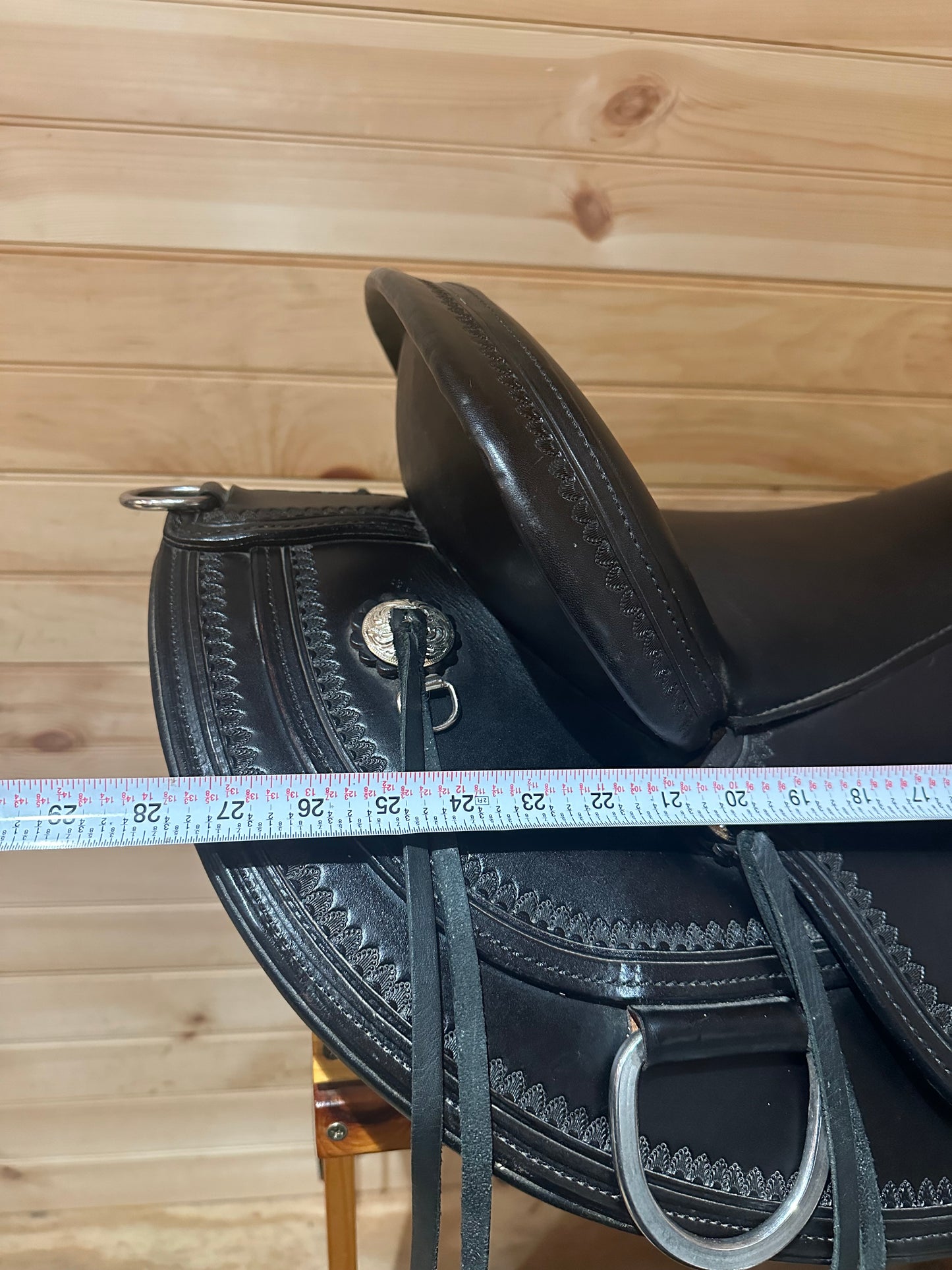 17” Circle Y Omaha Flex2 Western Trail Saddle Model 1554