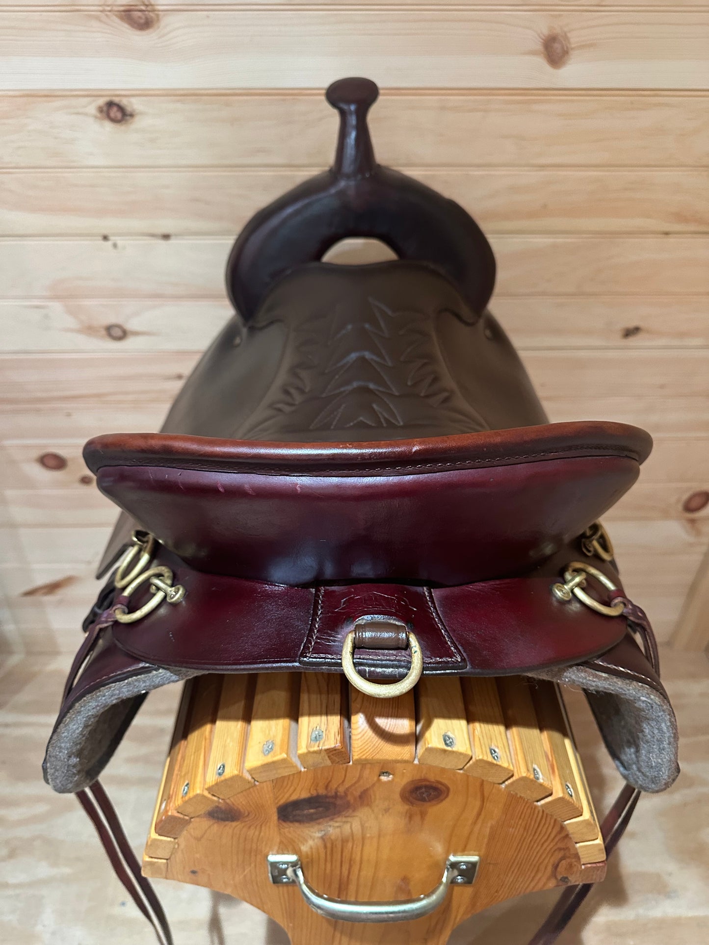 18.5” Tucker Cheyenne Western Trail Saddle Model 157