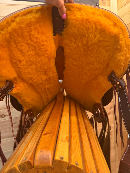 16” McCall Mclite Wade Saddle Model W153-726