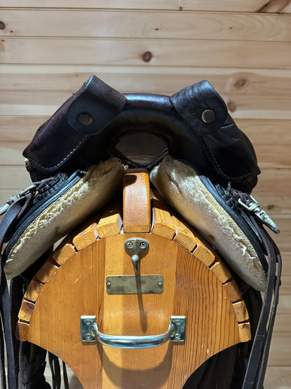 16.5” Circle A American Saddlery Endurance Trail Saddle Model 802