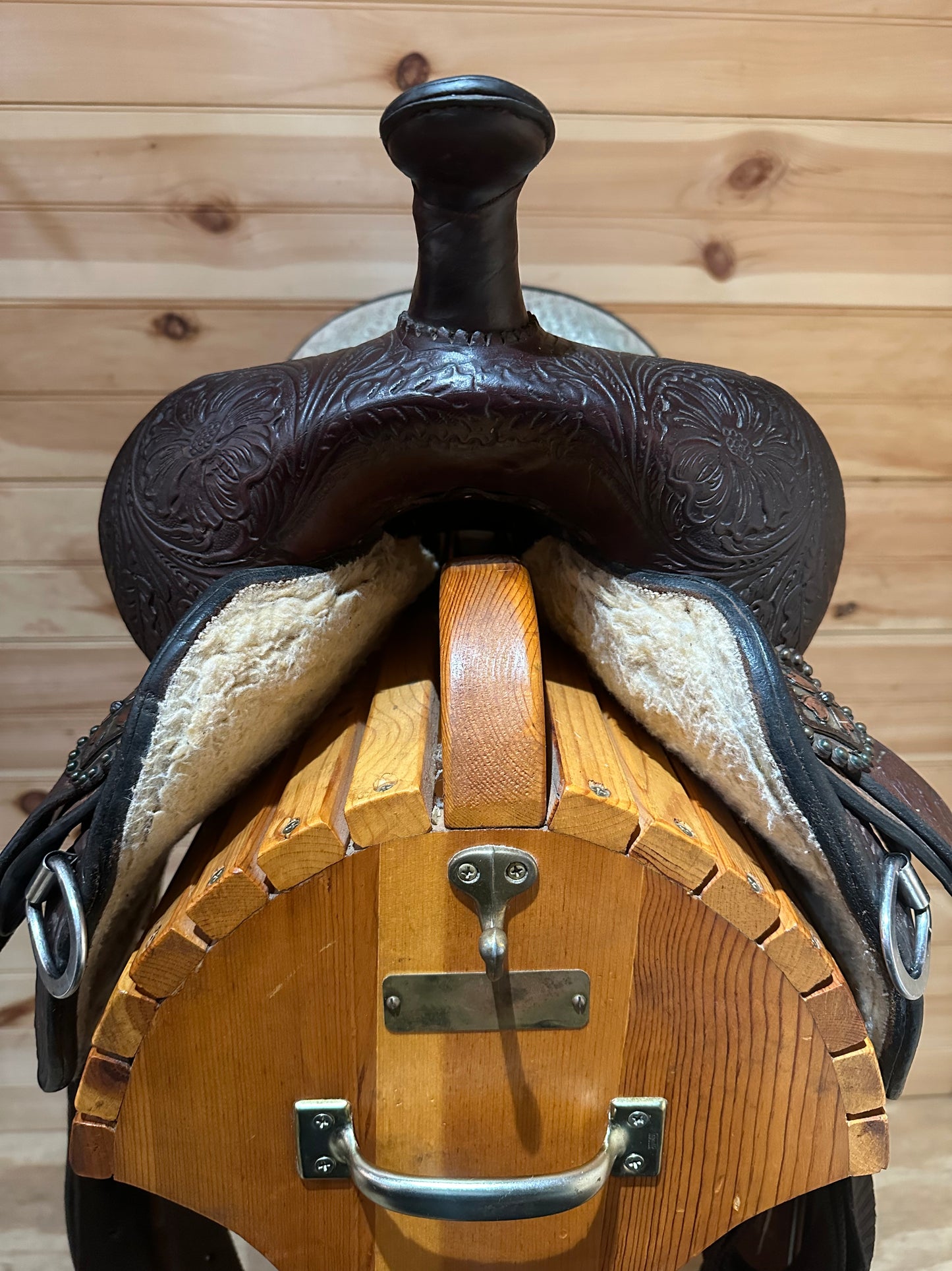15” Circle Y High Horse RunAway Gator Barrel Saddle Model 6223