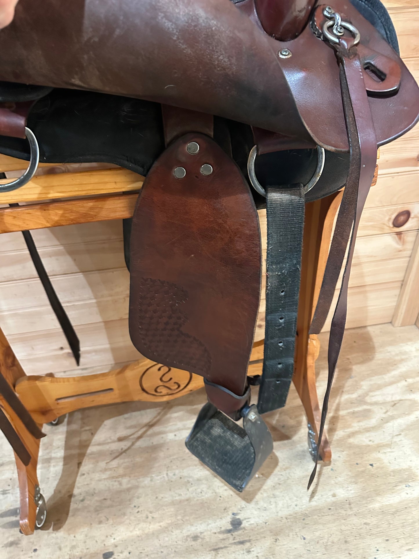 16” Crest Ridge Sonata Lite Western Trail Saddle