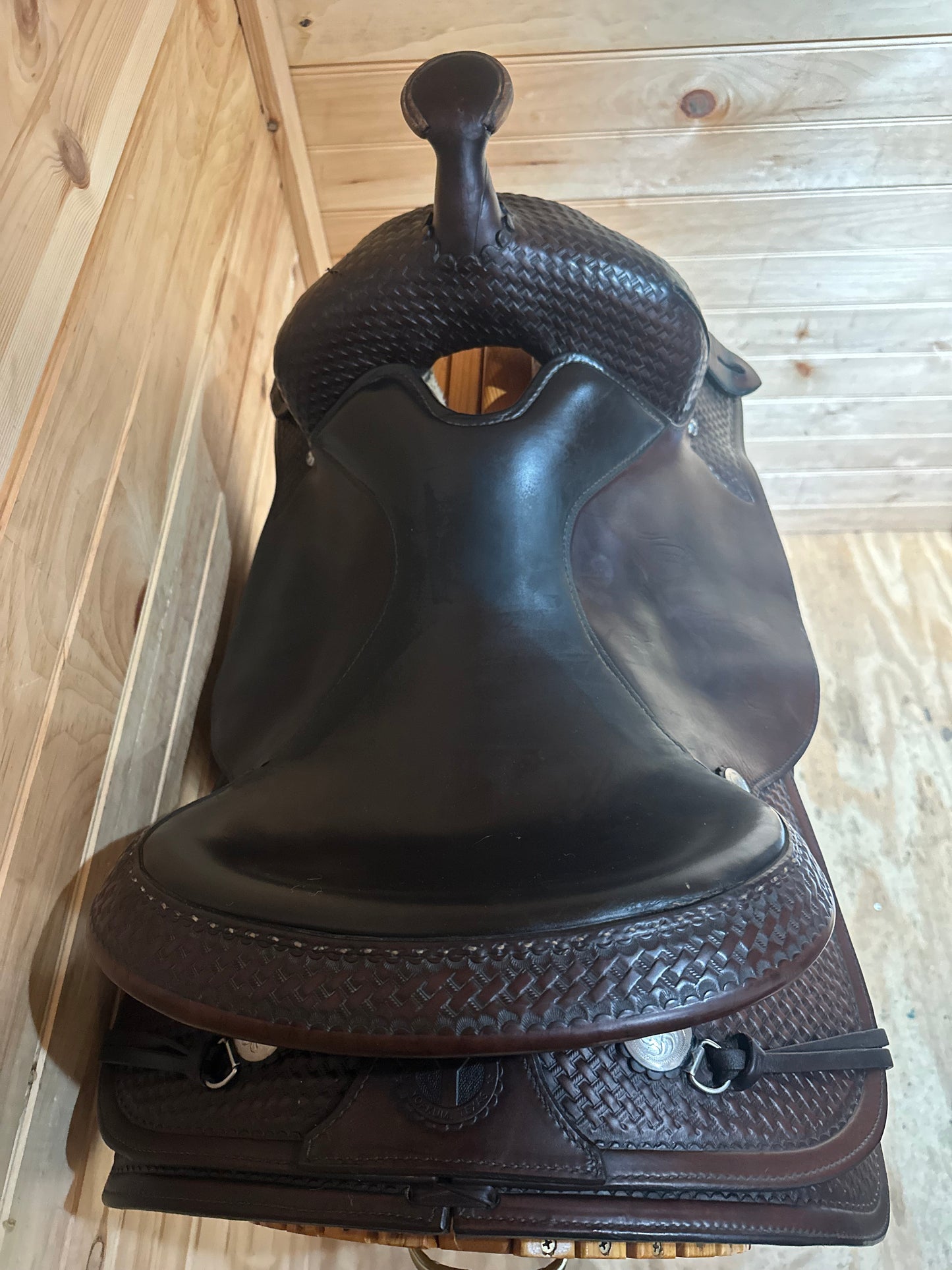 16” Circle Y Park & Trail Western Saddle Model 2206