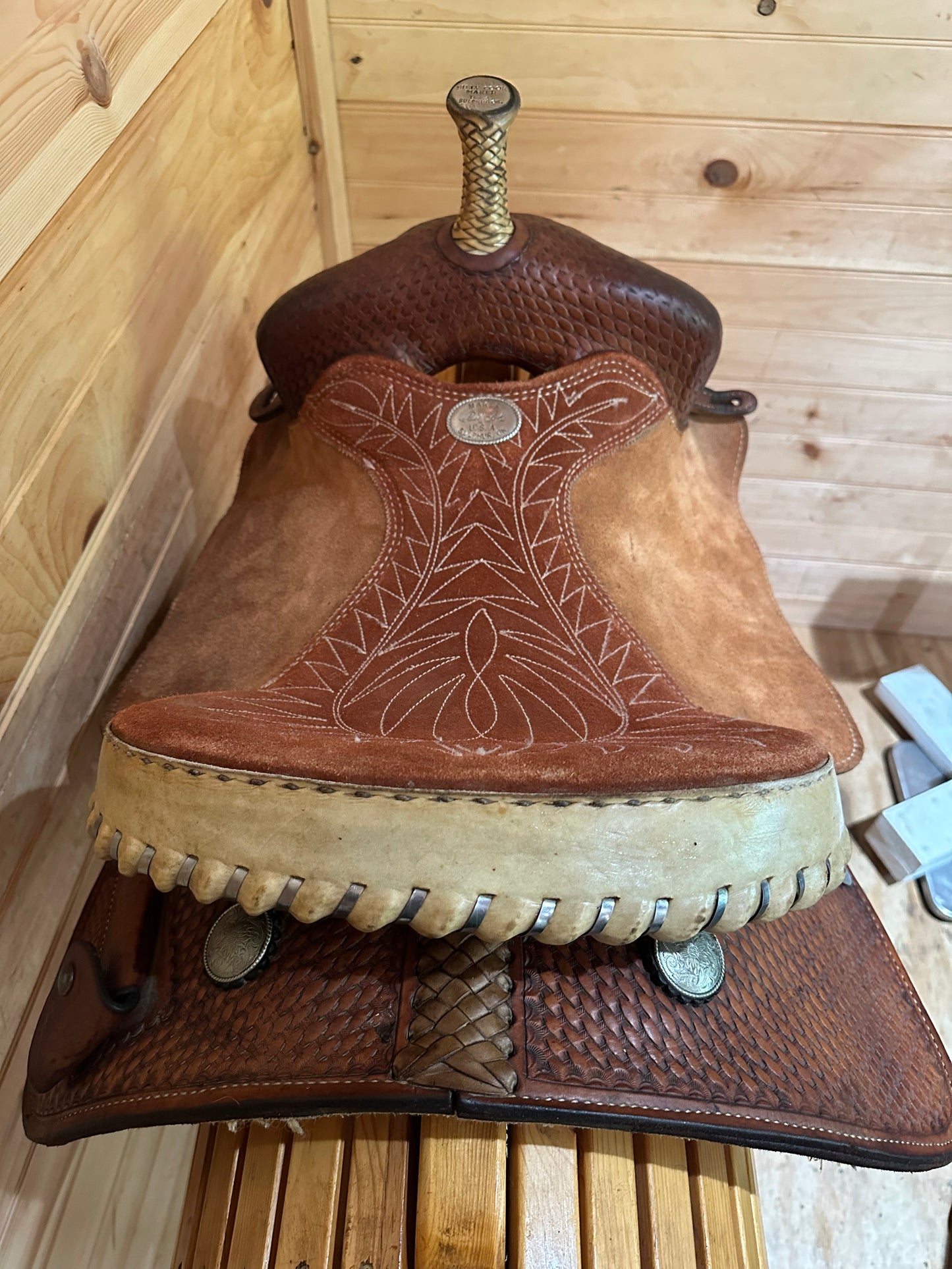 14” Billy Cook Maker Sulphur, OK Barrel Racing Saddle Model 1527