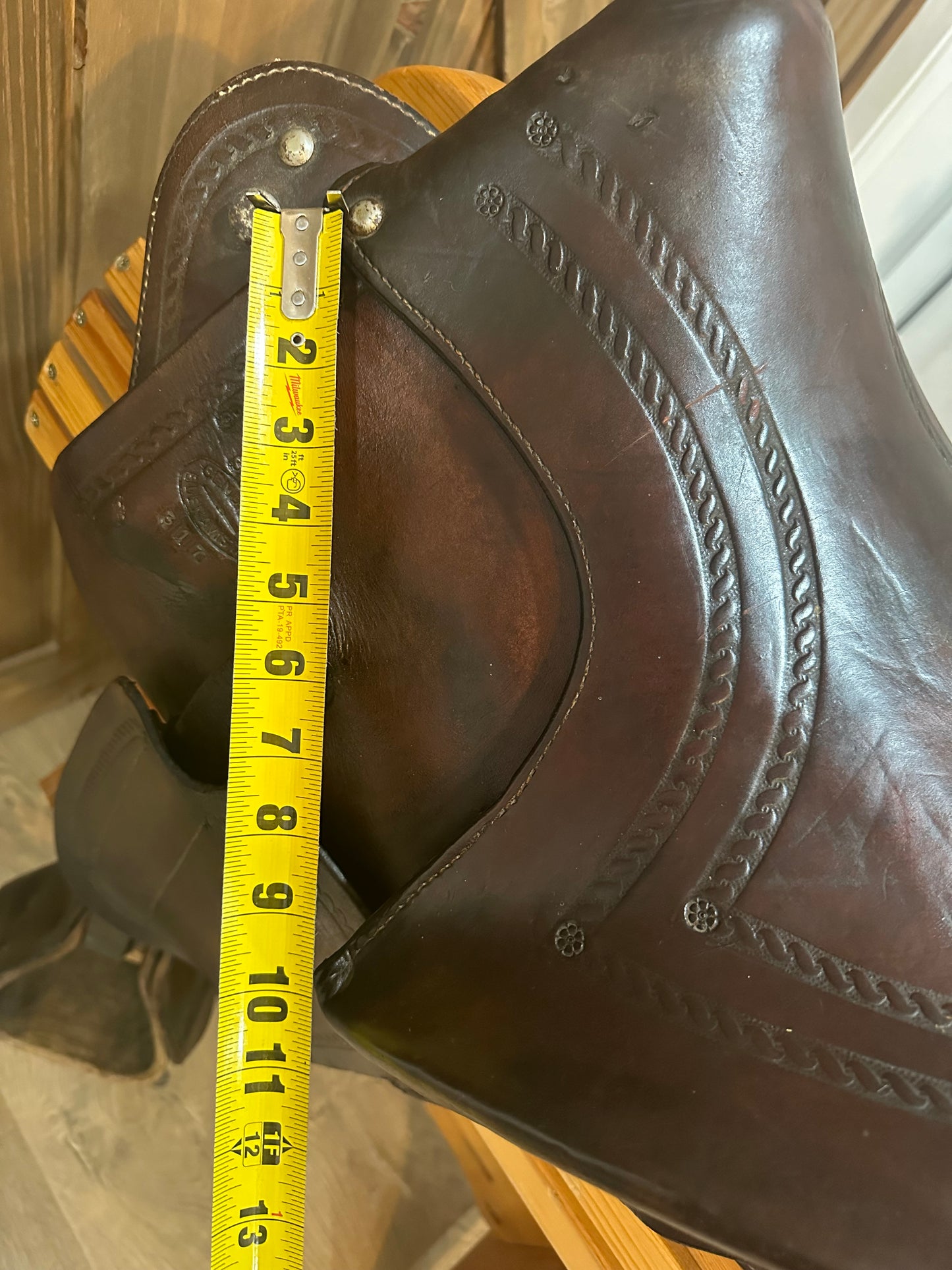 17” Genuine Buena Vista Saddle