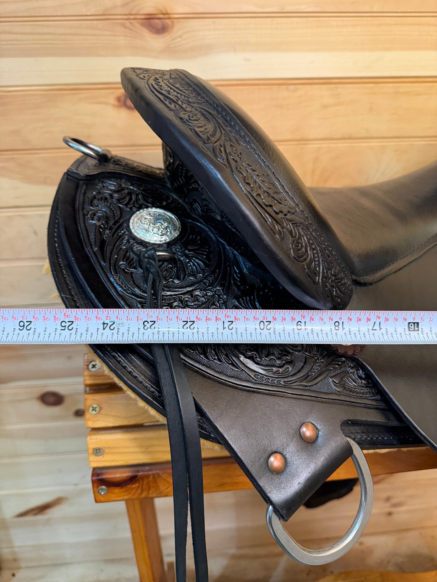 16” Circle Y High Horse Round Rock Gaited Western Trail Saddle Model 6870 (2023)