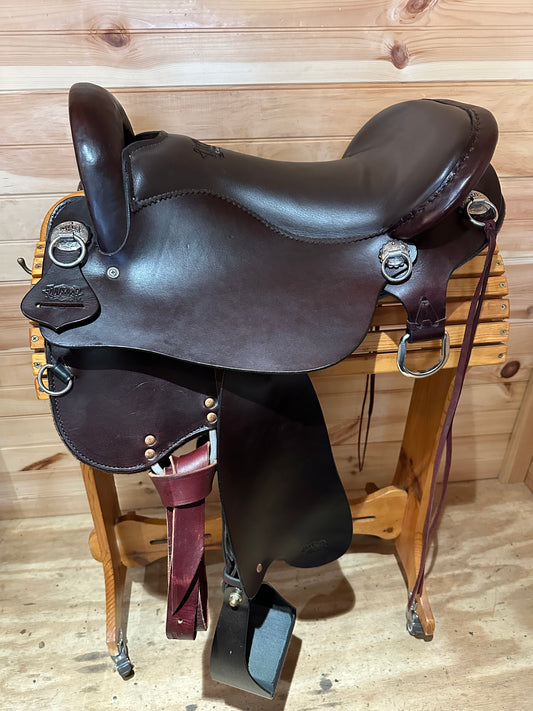 16.5” Tucker Classic Endurance Trail Saddle Model T59