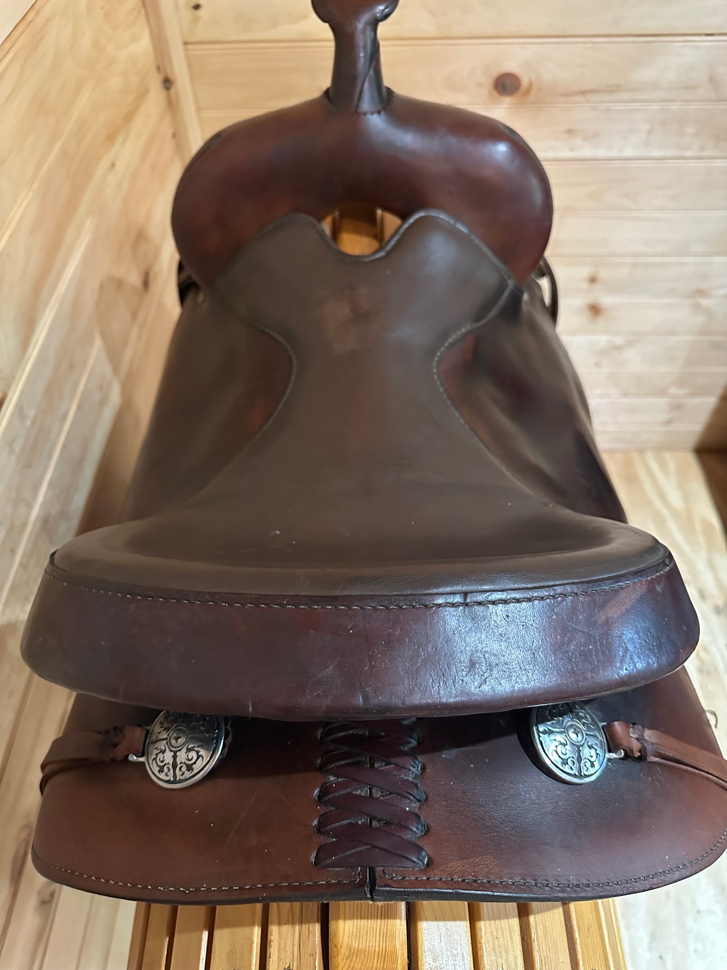 16” Tex Tan Hereford Round Skirt Western Trail Saddle Model 08-797C6