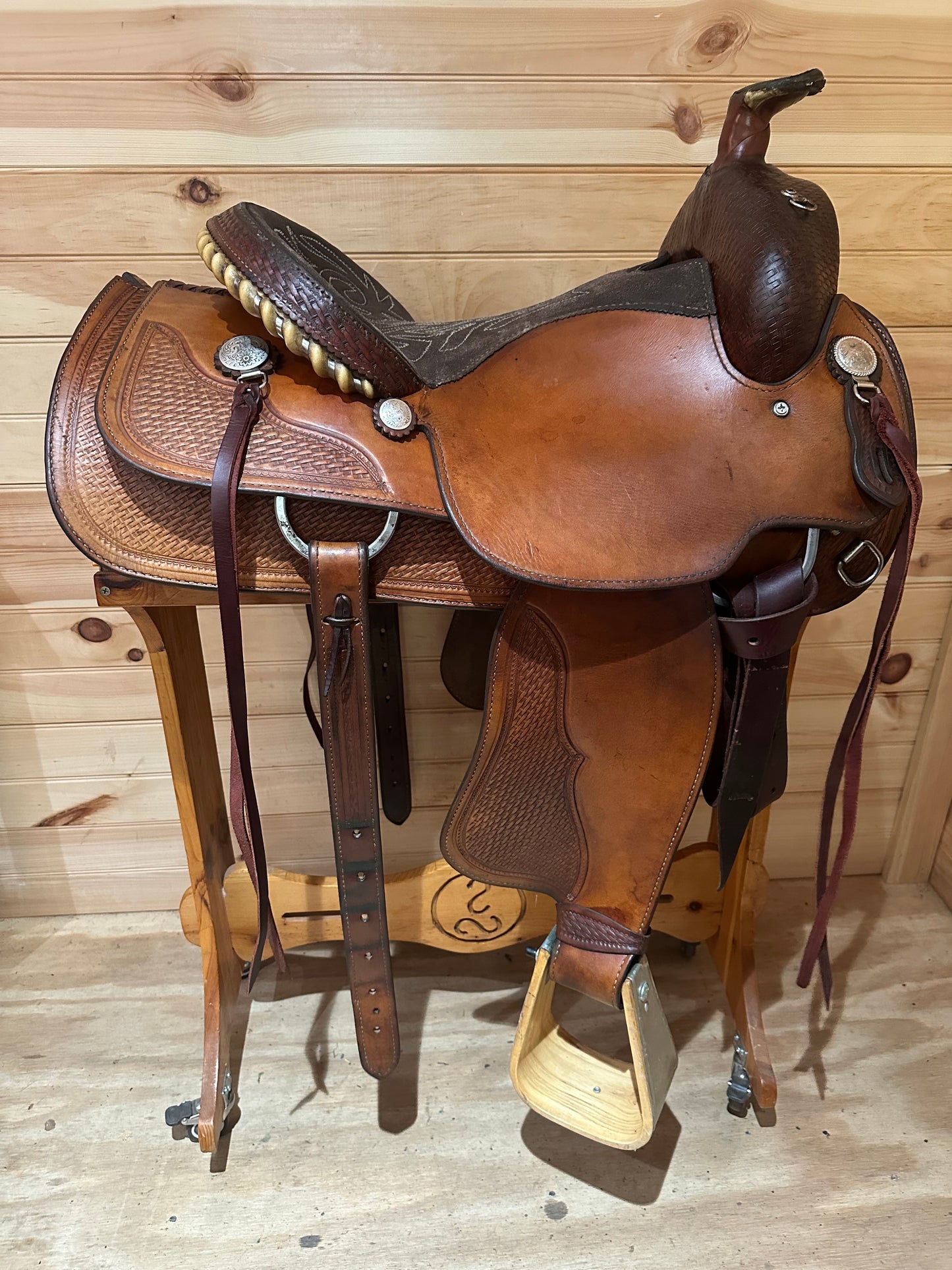 15.5” Crates Team Roper Western Saddle Model 4762