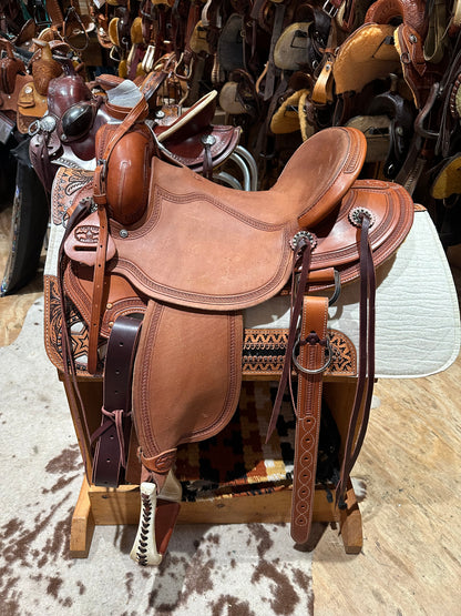15.5” McCall Lady Pendleton All Around Western Ranch Saddle Model 197 1023