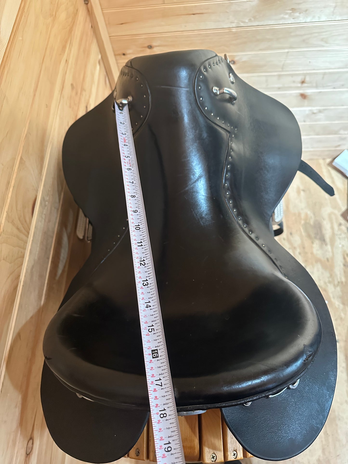 17” Large Steele Plantation Endurance Trail Saddle