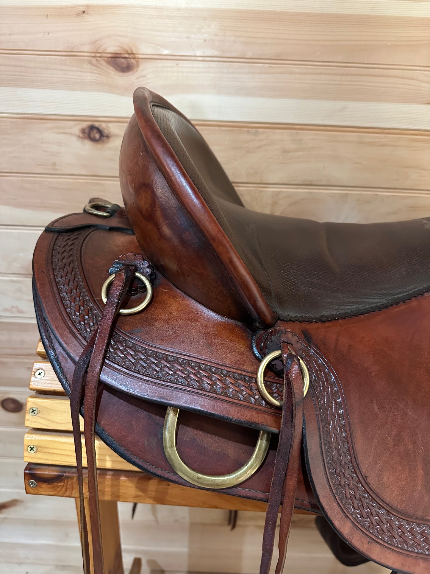 16.5” Tucker Gen II Southpass Western Trail Saddle Model 288