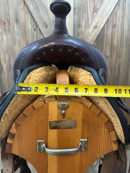 17” Circle Y Topeka Flex2 Western Trail Saddle - Wide