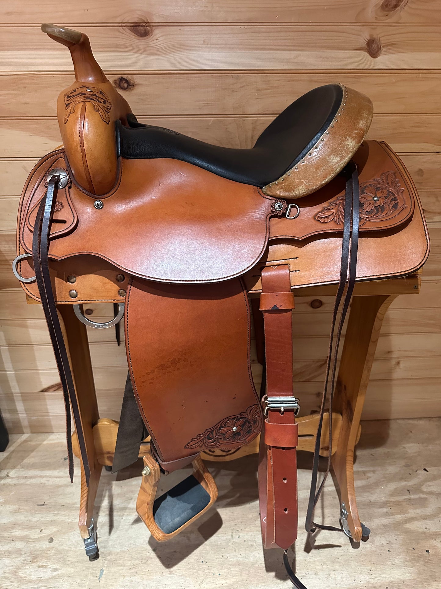 15” Pikes Peak Saddlery Custom Bob Brenner Western Trail Saddle