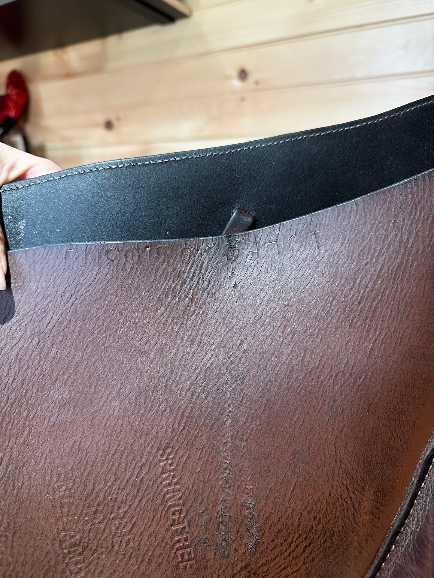 19” Custom Saddlery Cynron Saddle (N)