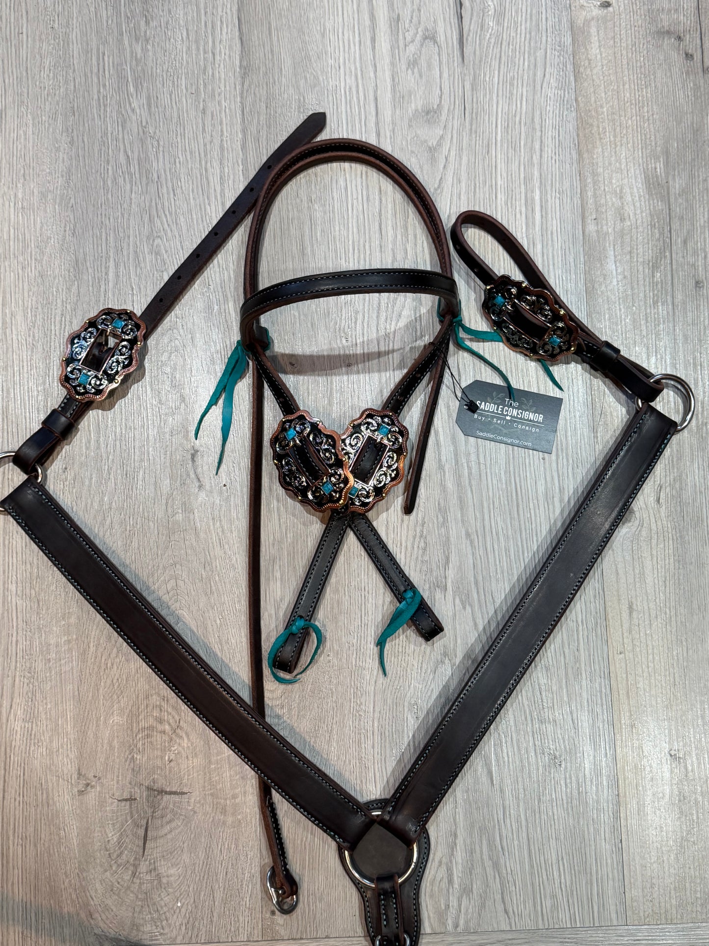 Scalloped Oval Turquoise Color Stitch Breast Collar – Premium Amish Leather by Spur Creek Tack