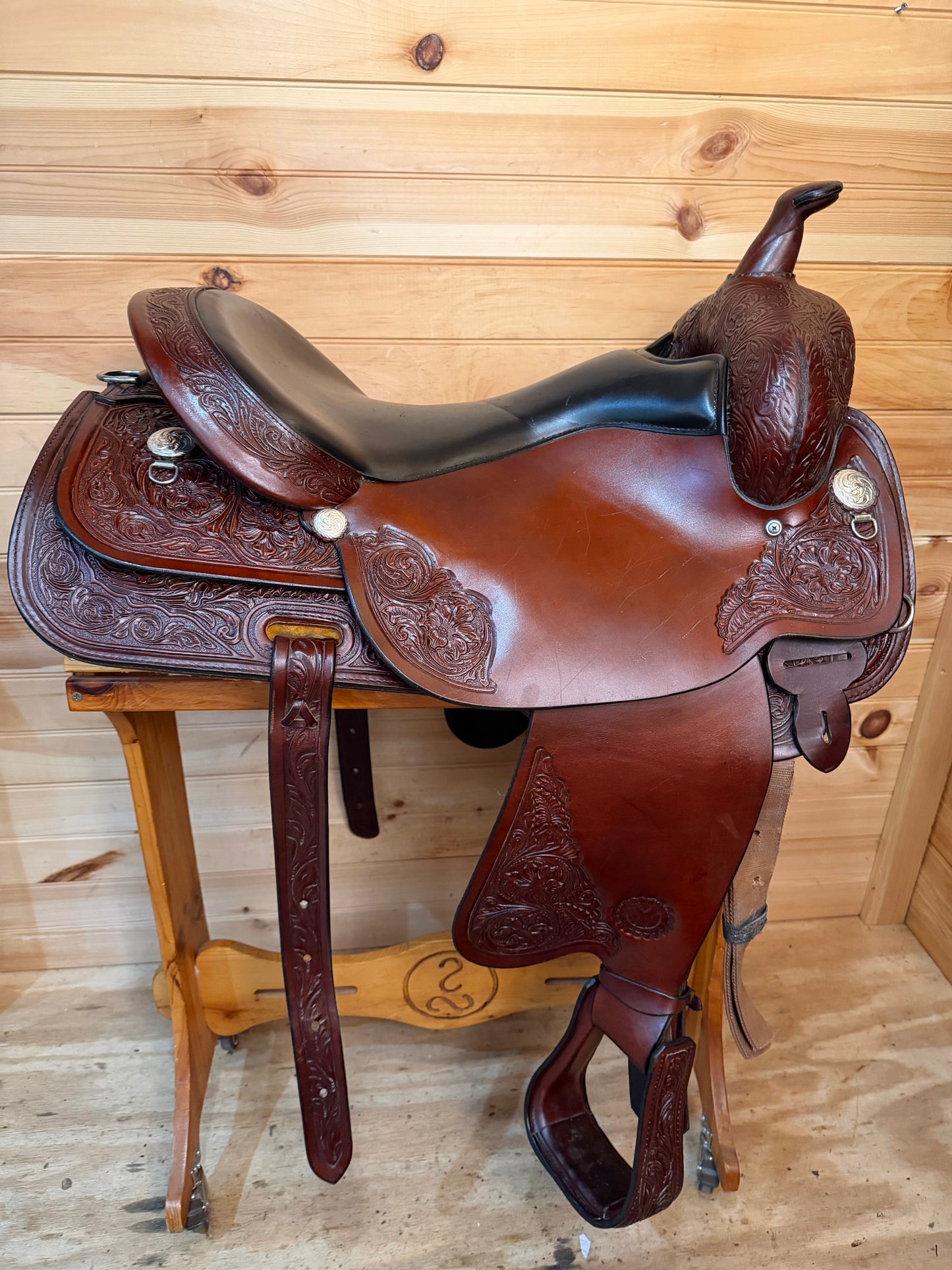 18” Circle Y Houston Western Trail Saddle Model 2610