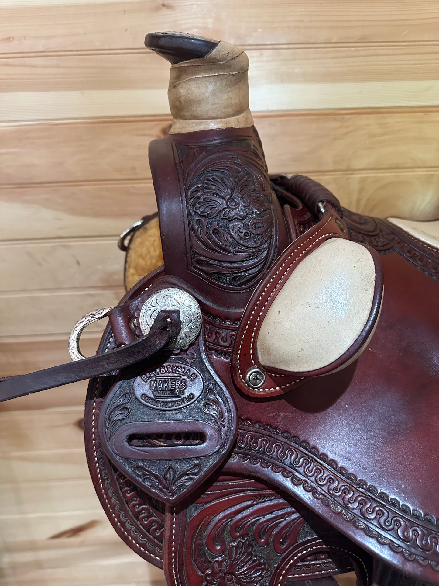 18” RW Bowman B-Light Silver Western Ranch Trail Saddle Model 9478