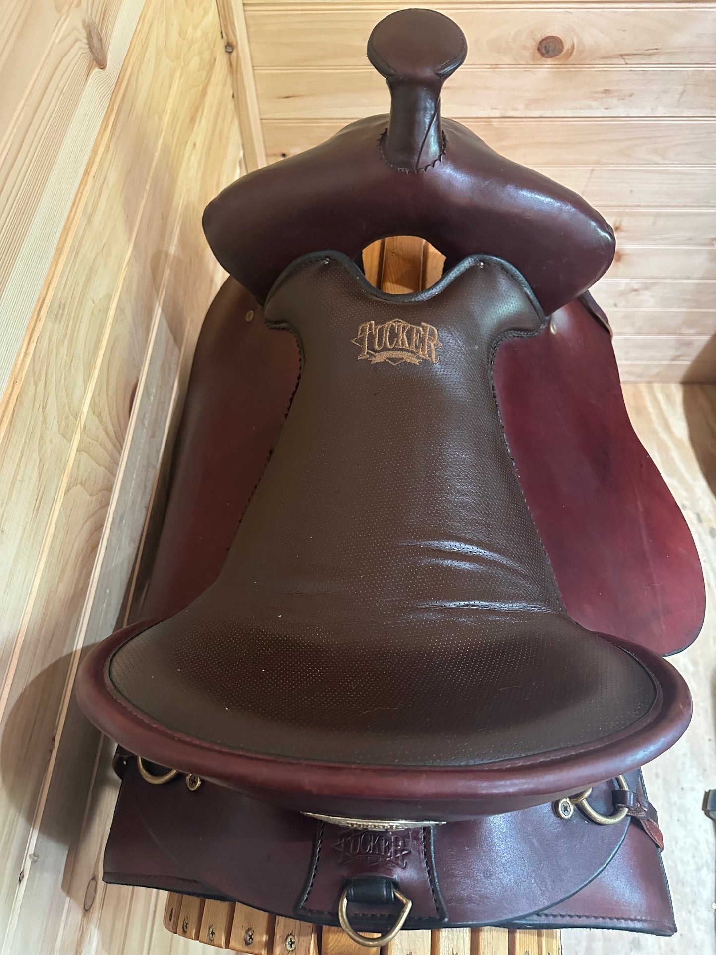 16.5” Tucker Gen II High Plains Western Trail Saddle Model 262