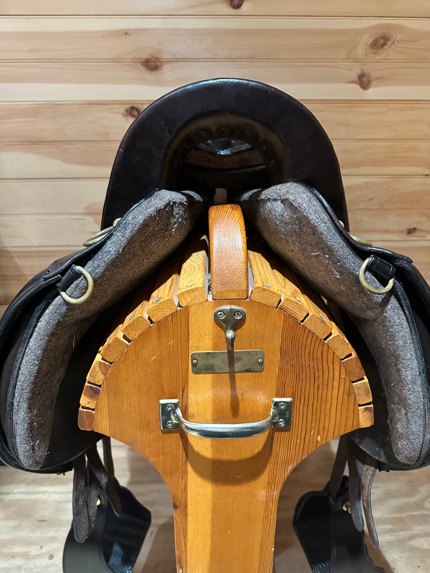 17.5” Tucker Equitation Endurance Trail Saddle Model 149