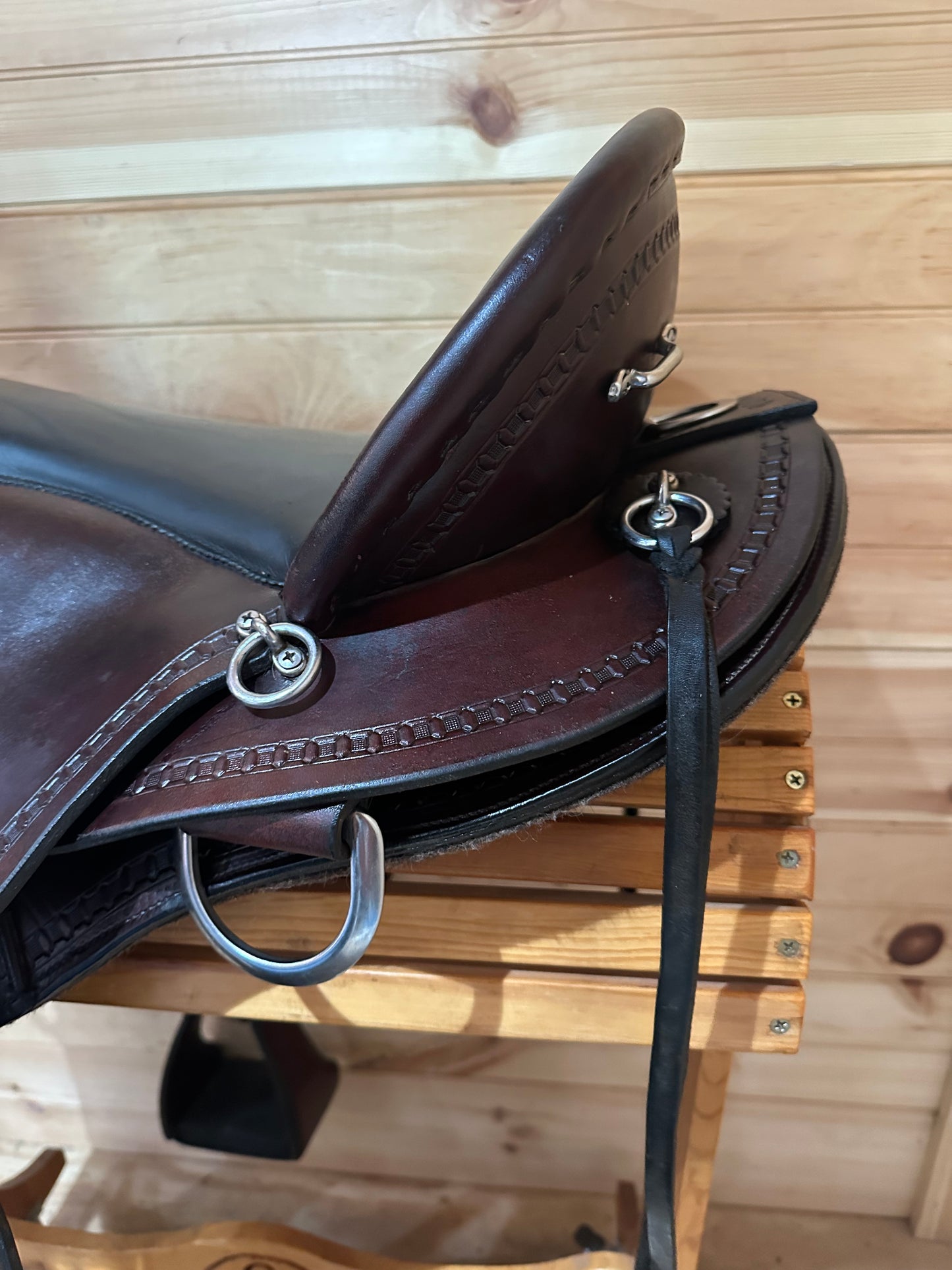16” Dixieland Gaited Western Trail Saddle