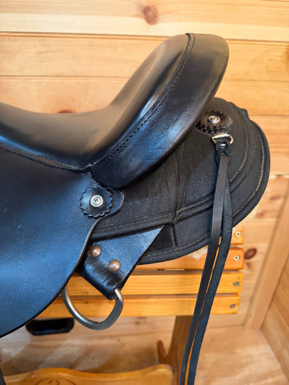 17” Circle Y High Horse El Campo Gaited Western Trail Saddle Model 6970 (2023)