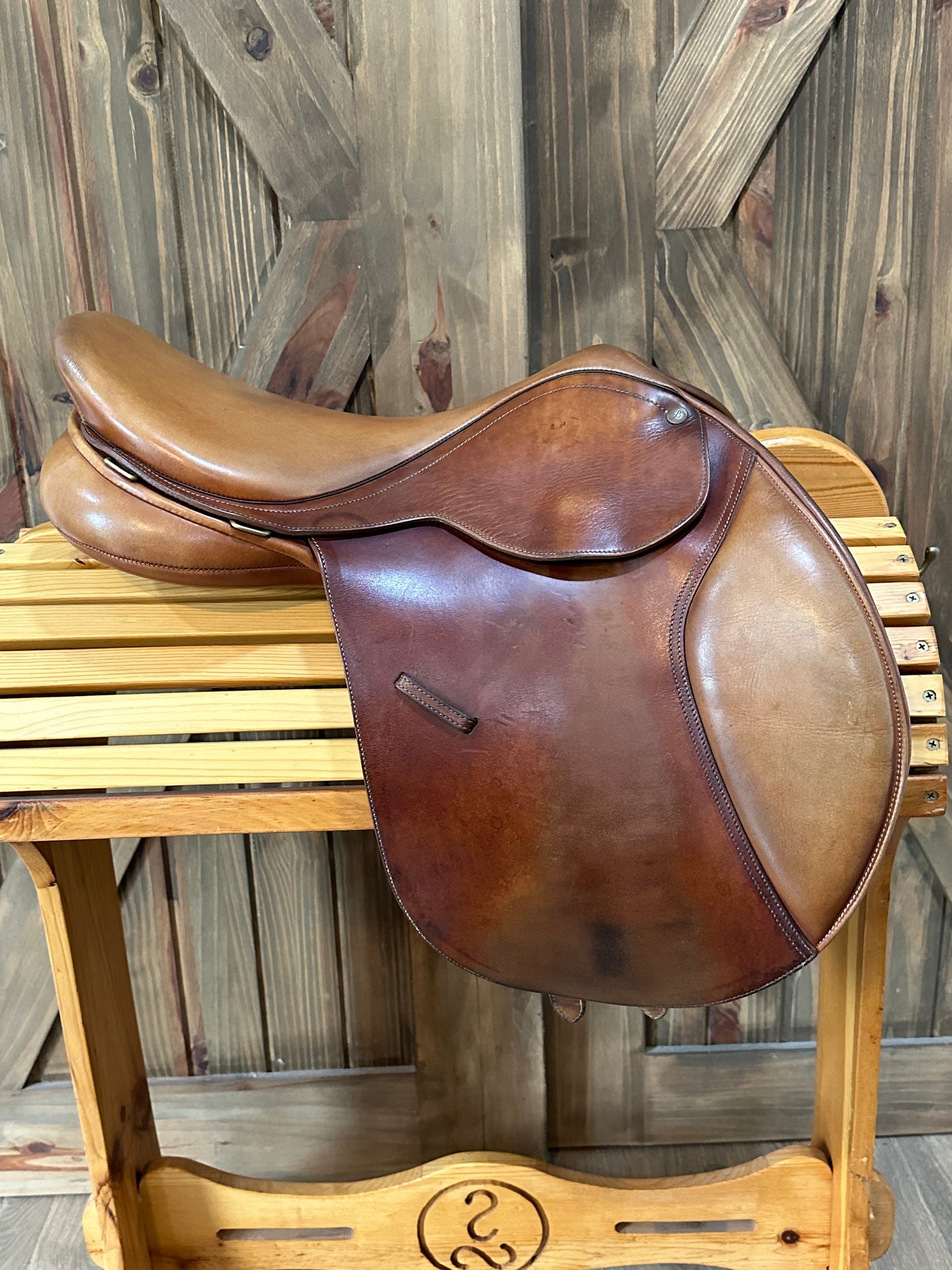 17” Bates Caprilli Close Contact/Jumping Saddle - XCH Gullet