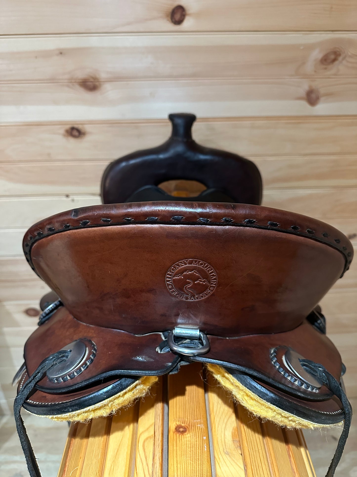 16.5” Allegany Mountain Saddlery Western Trail Saddle