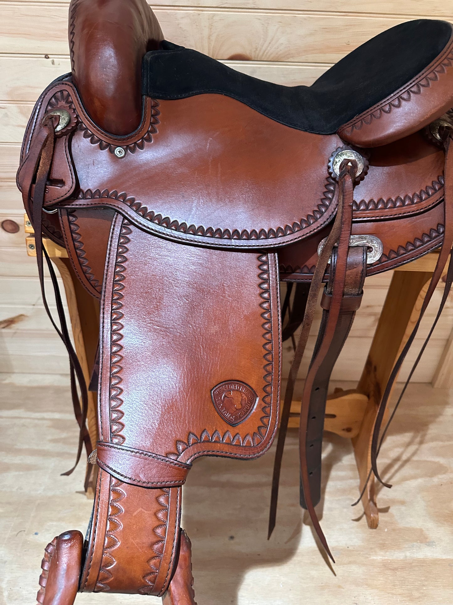 16” Tex Tan Hereford Western Trail Saddle Model 08-4023-1P6