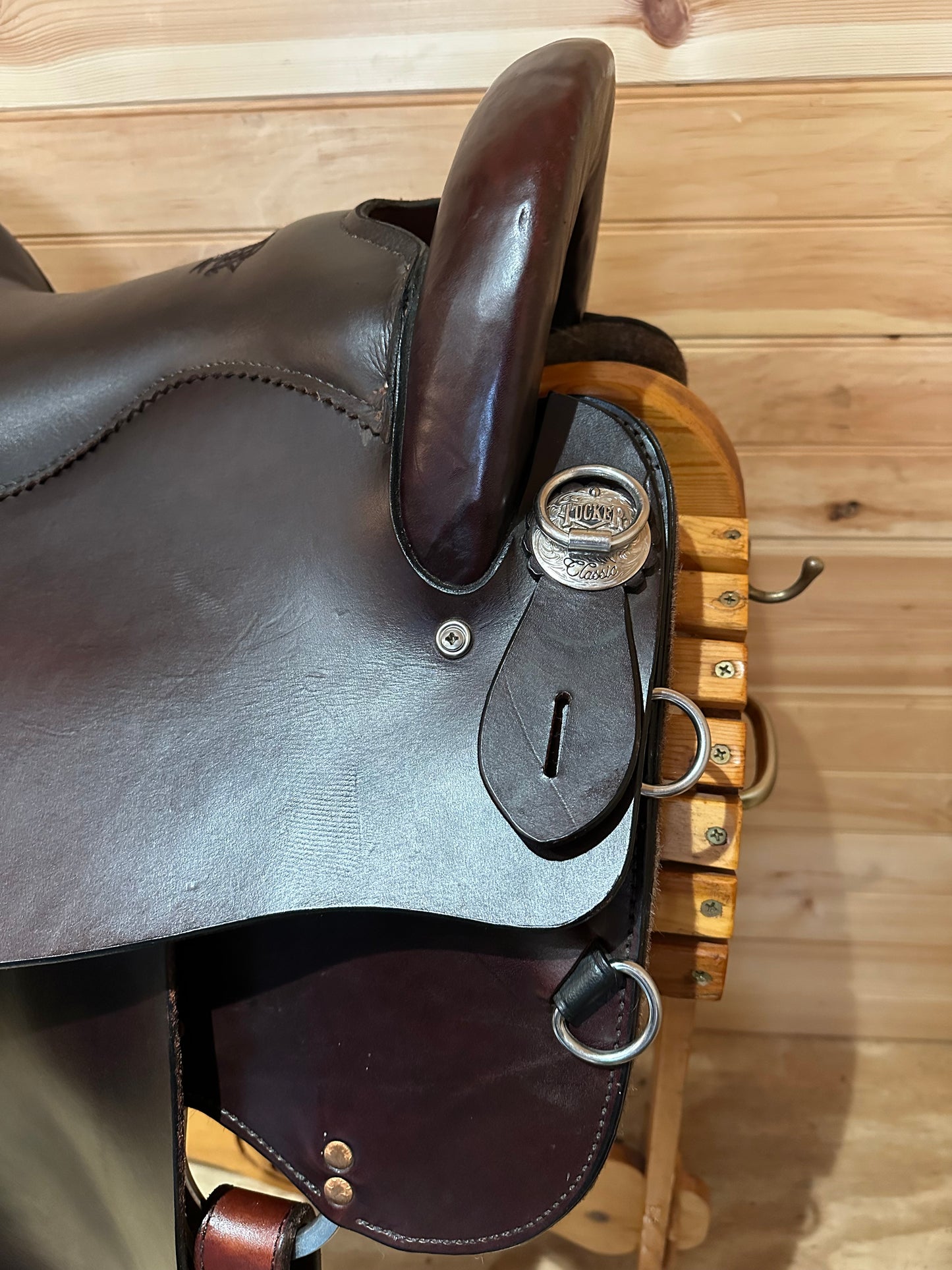 16.5” Tucker Classic Endurance Trail Saddle Model T59