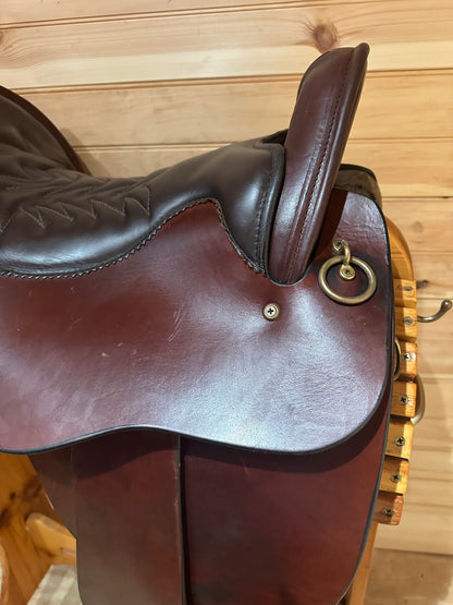 17.5” Tucker River Plantation Endurance Trail Saddle Model 146