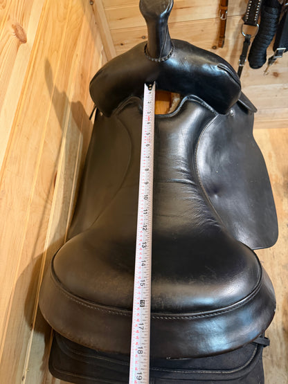 16” Circle Y High Horse Lockhart Western Trail Saddle Model 6910