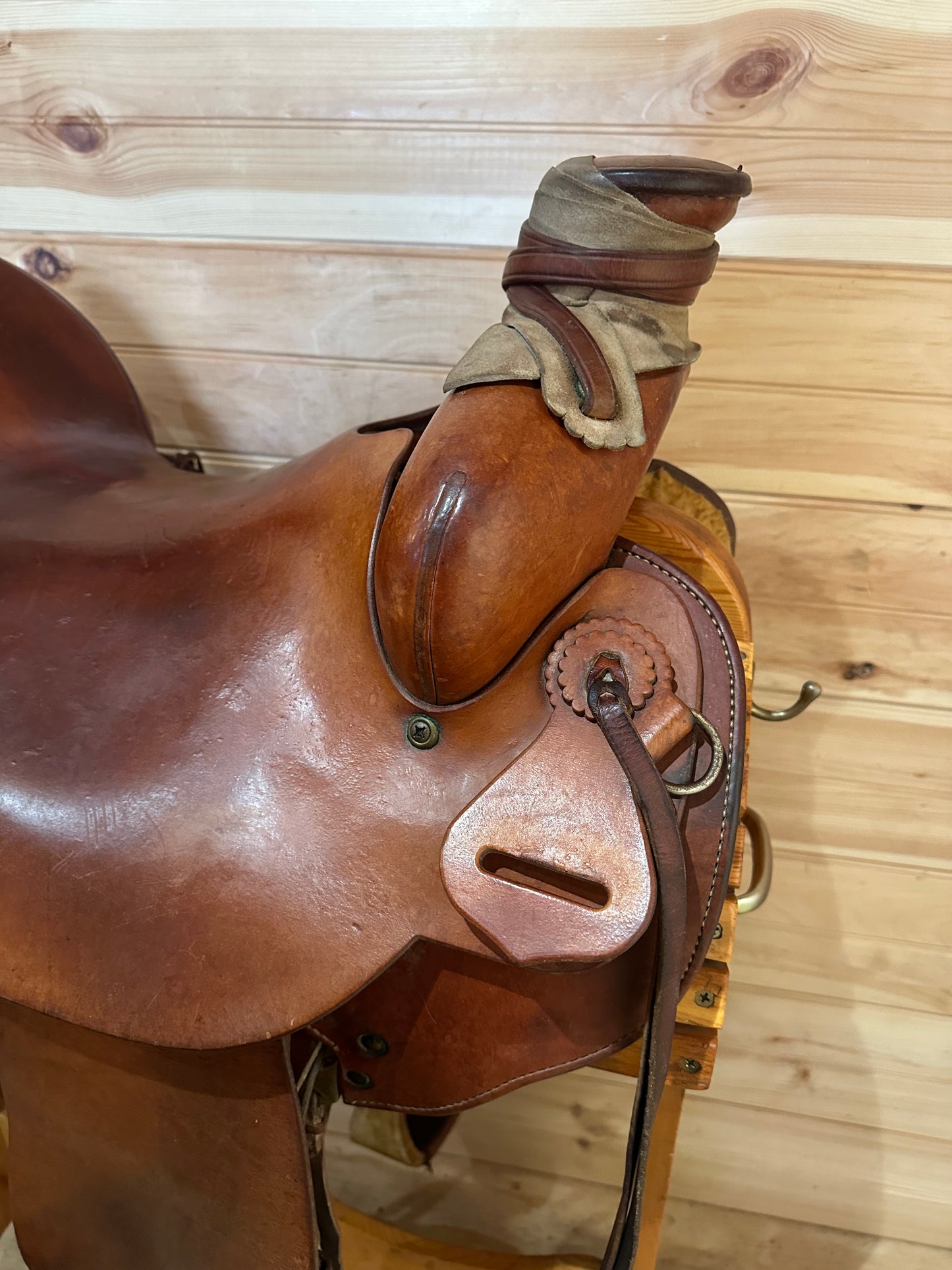 16” McCall Lady Pendleton Western Saddle Model 349-505