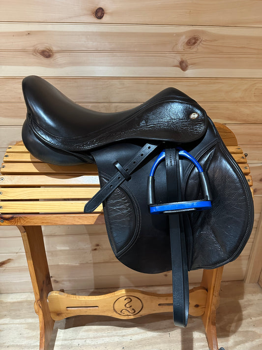 17.5” Kent & Masters S-Series Universal GP Saddle