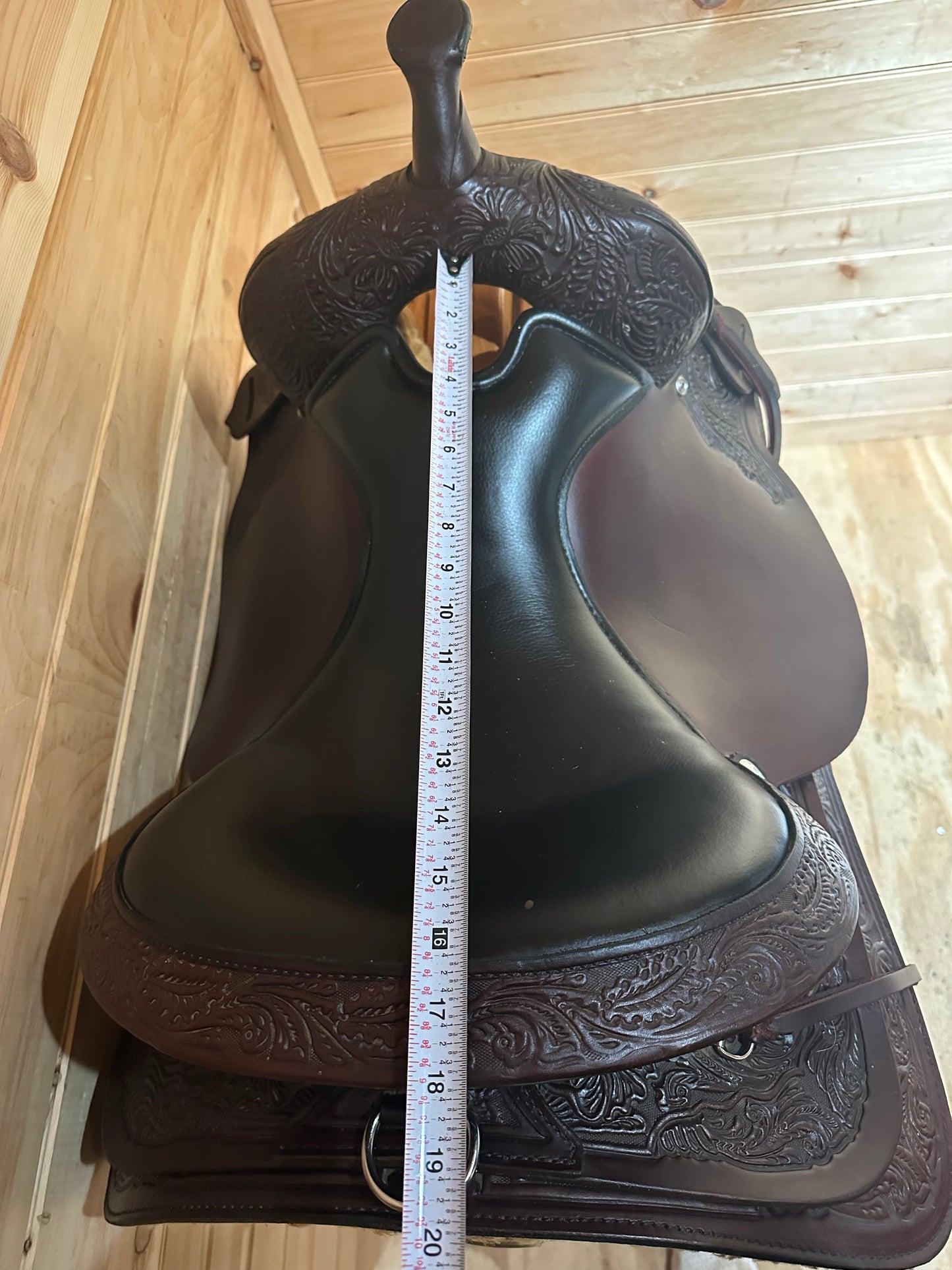 16” Circle Y High Horse Mineral Wells Western Trail Saddle Model 6812 (2023)