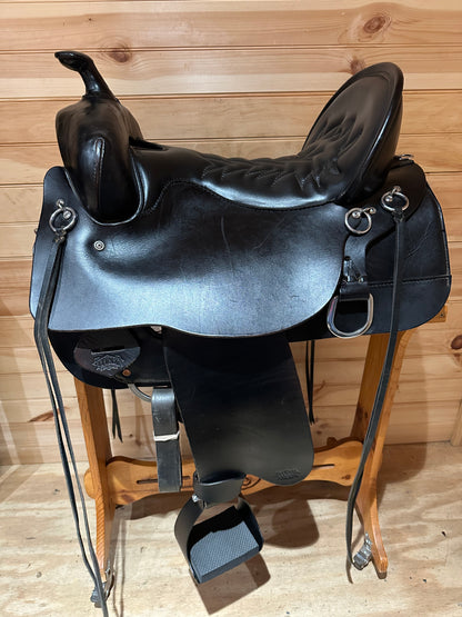 16.5” Tucker Buffalo Trail Western Saddle Model 270