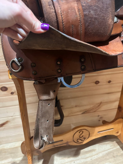 15” Circle Y Western Show Saddle Model 3875