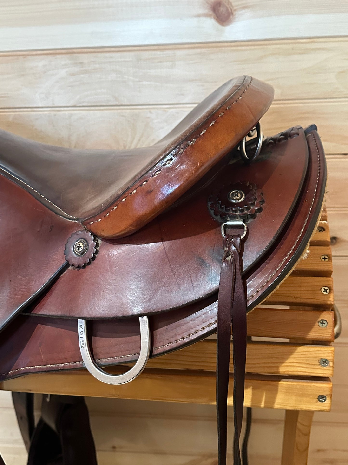 16.5” National Bridle Shop Gaited Endurance Saddle Model 2624