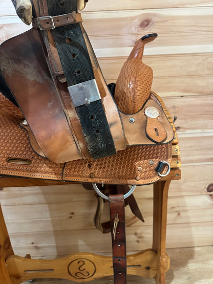14” Circle Y Lightweight Barrel Racing Saddle Model 2435