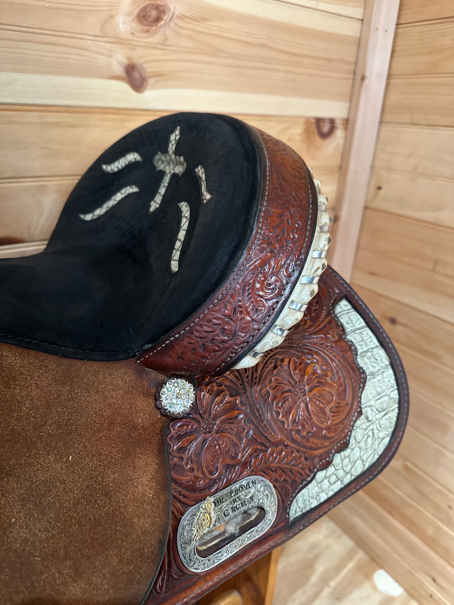 14” Circle Y High Horse Proven Aurora Barrel Racing Saddle Model 6215