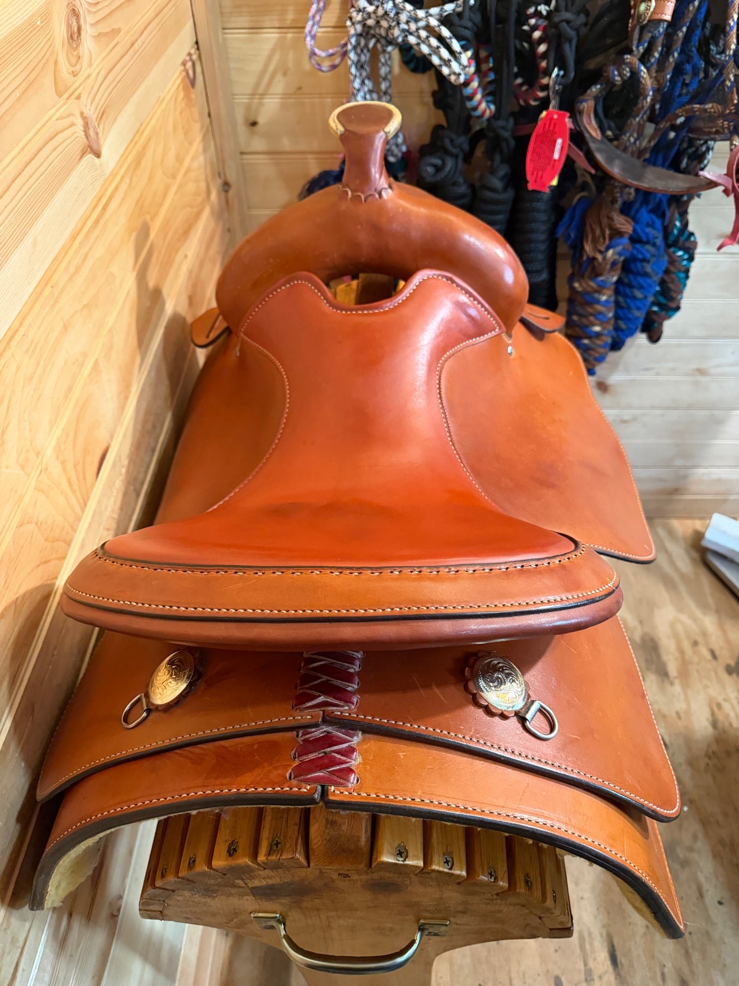 15.5” Circle Y Reiner Western Saddle Model 2663
