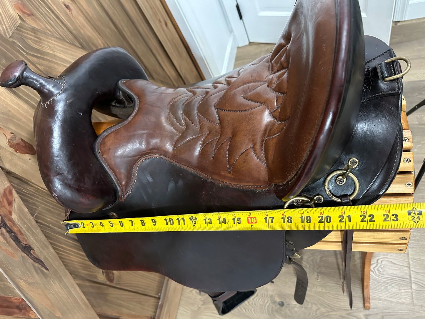 16.5” Tucker Saddlery Western Trail Saddle