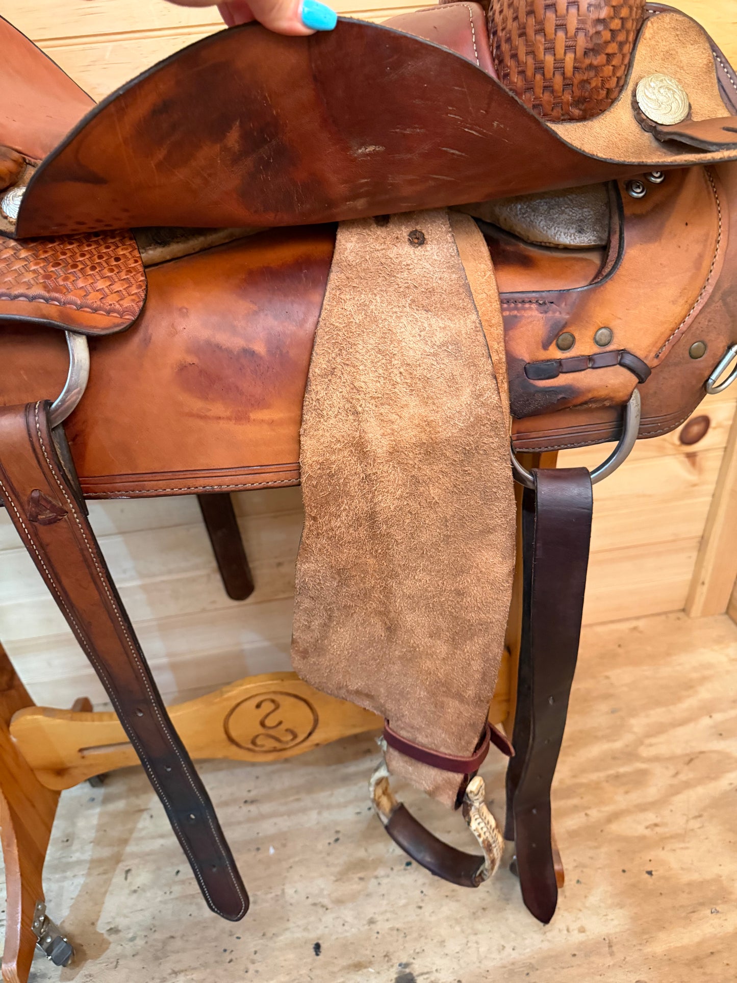 17” Circle Y Pro Cutter Western Saddle Model 2530