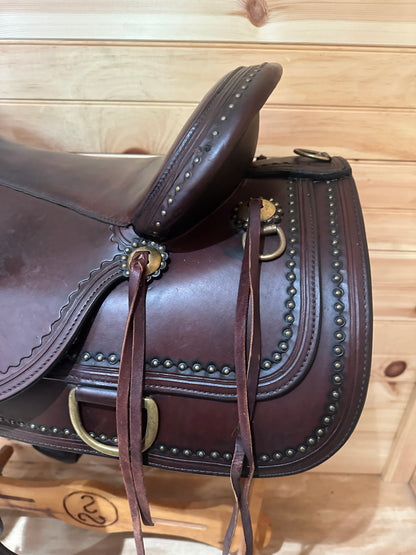 17” Circle Y Shawnee Flex-Lite Western Trail Saddle Model 1653