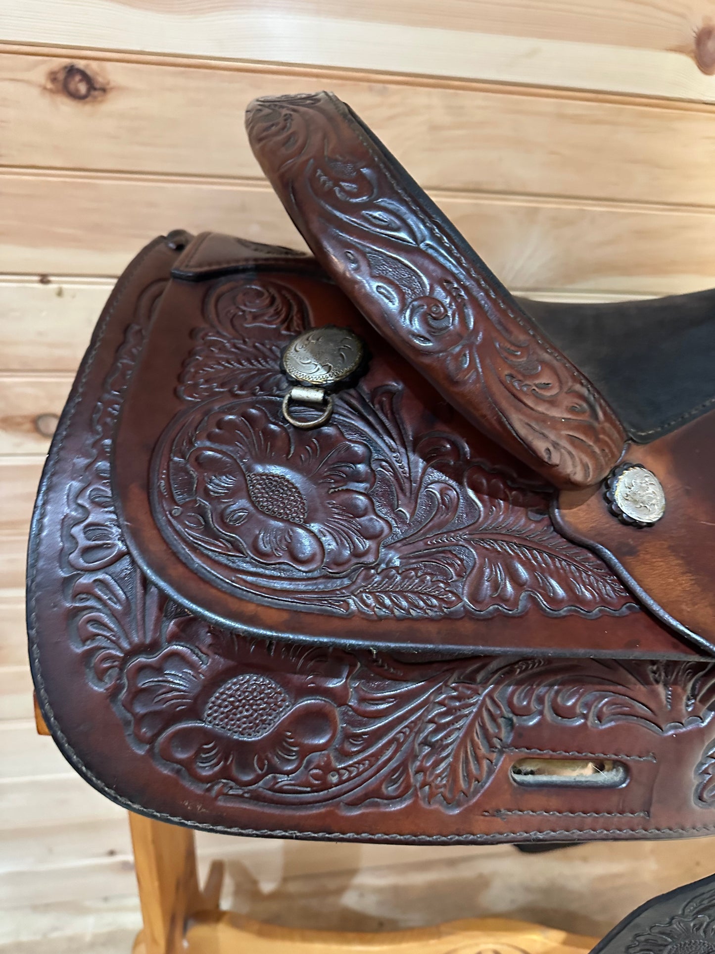 16” Circle Y Park & Trail Western Saddle Model 3625