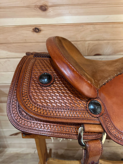 15.5” McCall Cow Horse  Western Saddle Model 690 1203